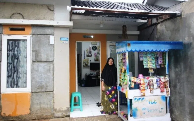 Desain Warung Kecil Depan Rumah