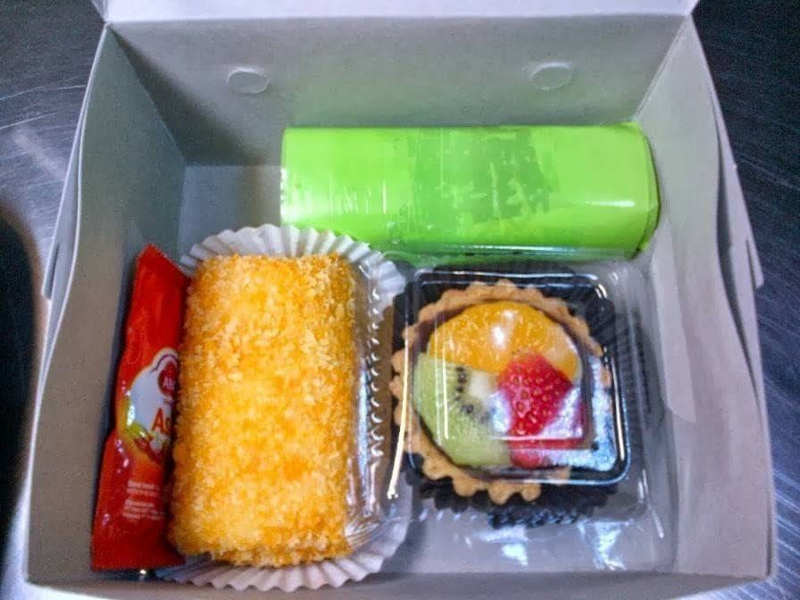 contoh snack box harga 7000