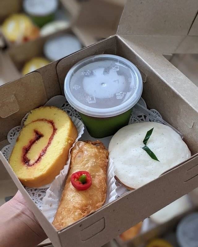 contoh snack box harga 7000