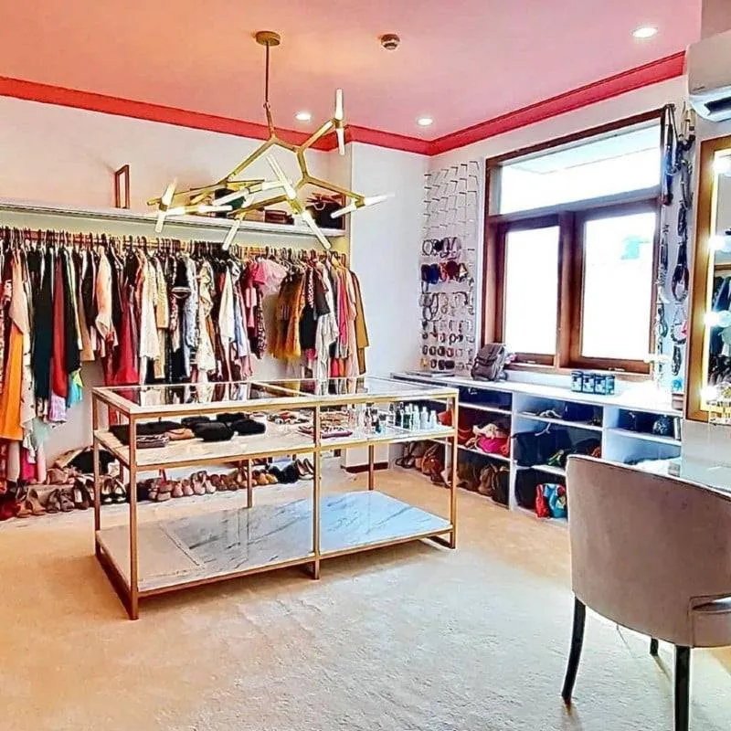 7 Contoh Desain Depan Toko Baju Rumahan Terbagus dan Menarik 7 Desain Depan Toko Baju