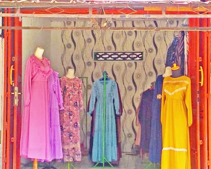 7 Contoh Desain Depan Toko Baju Rumahan Terbagus dan Menarik 6 Desain Depan Toko Baju