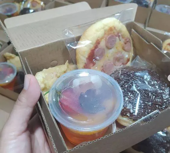 Contoh Snack Box Harga 7000 an Paling Enak dan Cocok Untuk Acara 13 contoh snack box harga 7000