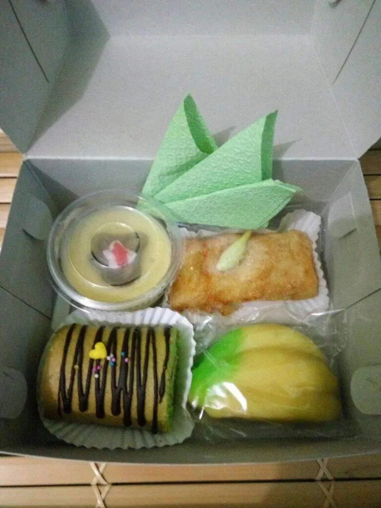 Contoh Snack Box Harga 7000 an Paling Enak dan Cocok Untuk Acara 6 contoh snack box harga 7000