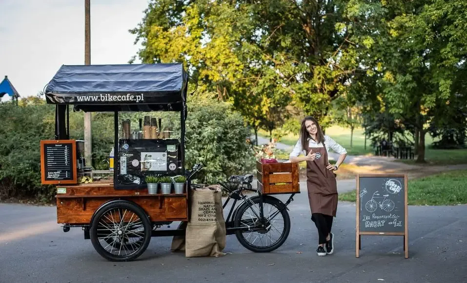 Kumpulan Desain Warung Makan Pinggir Jalan Bagus dan Sederhana 12 desain warung makan pinggir jalan