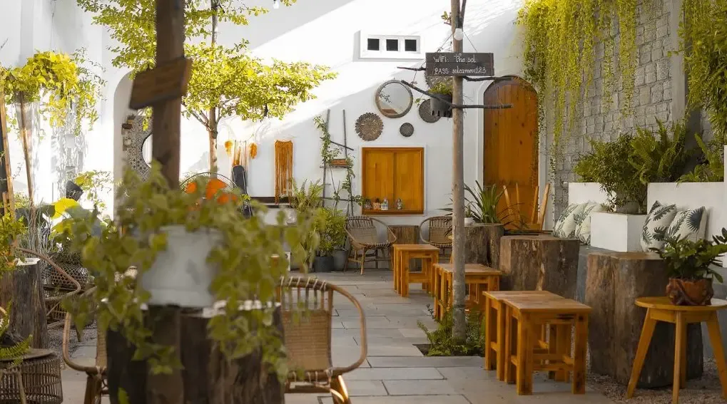 Kumpulan Desain Warung Makan Pinggir Jalan Bagus dan Sederhana 15 desain warung makan pinggir jalan